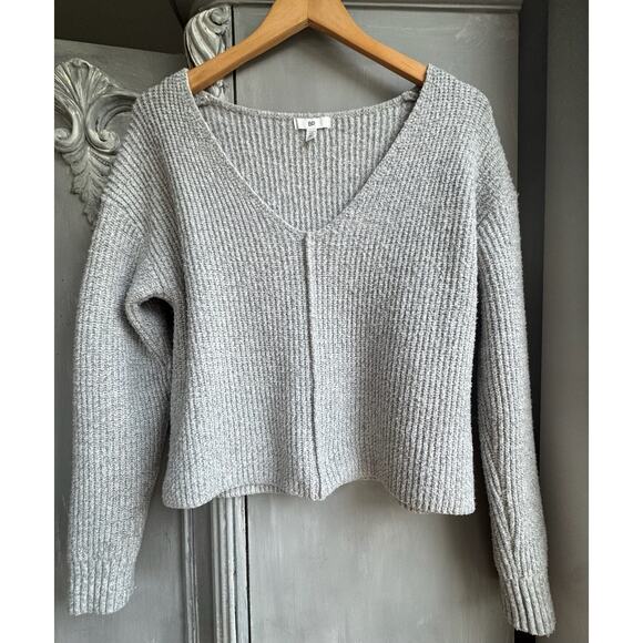 Cabincore Sweater Sz XS Gray V-neck Ribbed Comfy Cozy Winter Top - Picture 4 of 11